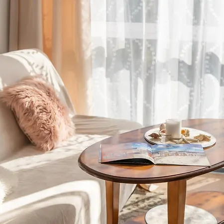 Sun Apartment